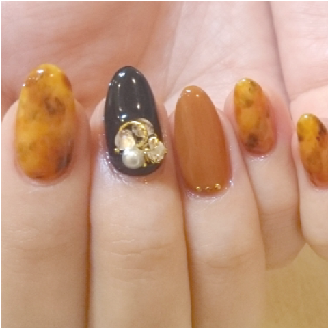 ネイルサロン・アイラッシュ・まつエクサロンのホームページ制作